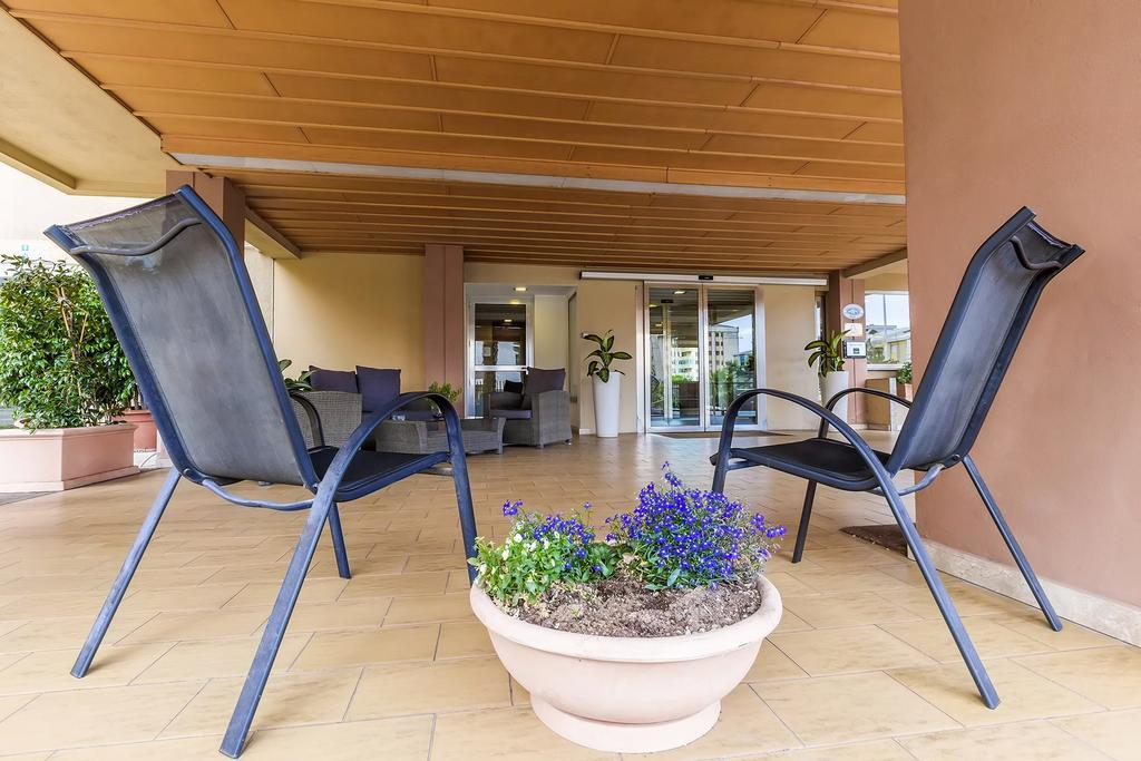 Hotel Residence Ulivi E Palme Cagliari Eksteriør bilde