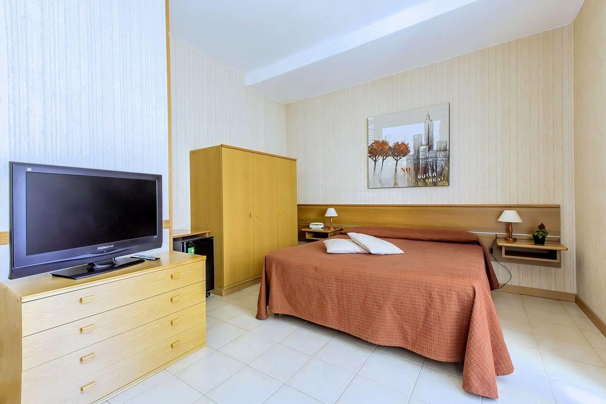 Hotel Residence Ulivi E Palme Cagliari Eksteriør bilde